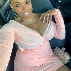 Peach house of cb dress